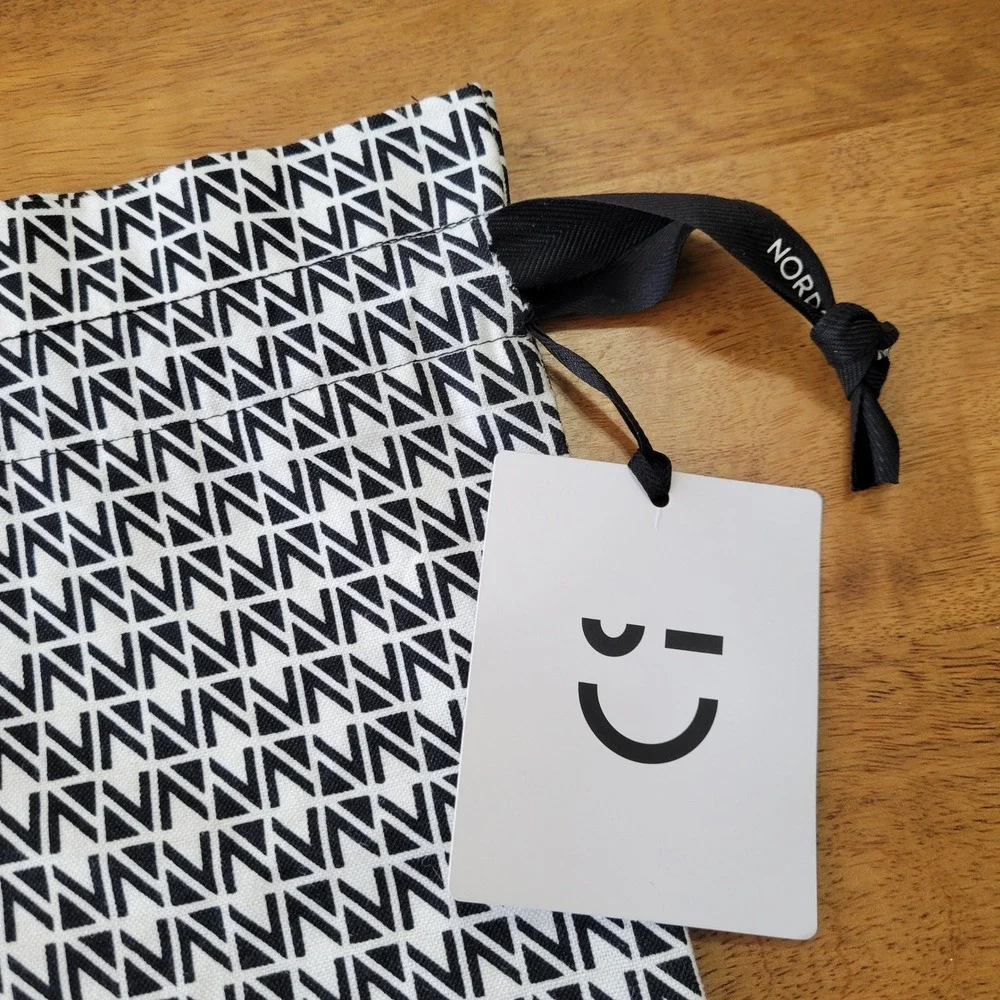Nordstrom Gift Bag Unisex OS Black White Geometric Monogram Drawstring Pouch NWT
